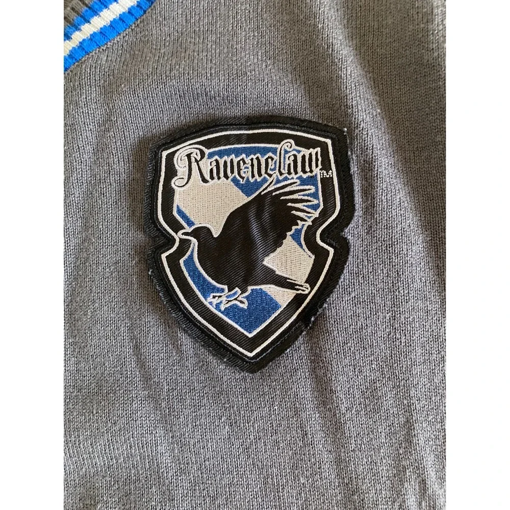 Harry Potter Ravenclaw Grey V-Neck Sweater Blue White Stripes Large 01620863
